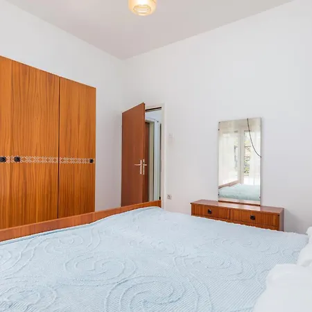 Apartment Lovely Apartment In Fazana With Kitchen *
